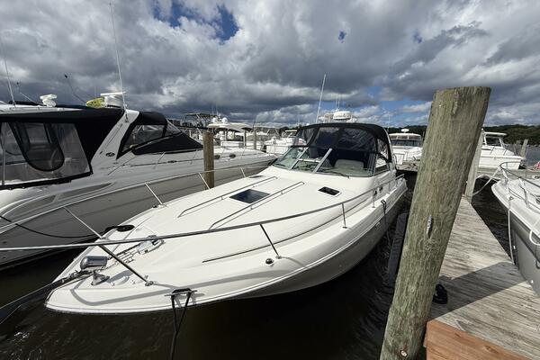 31ft Sea Ray Yacht For Sale