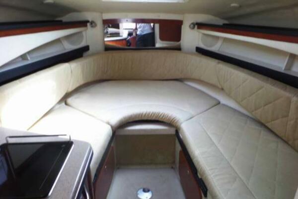 27ft Sea Ray Yacht For Sale