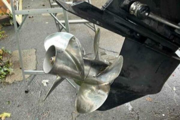 27ft Sea Ray Yacht For Sale