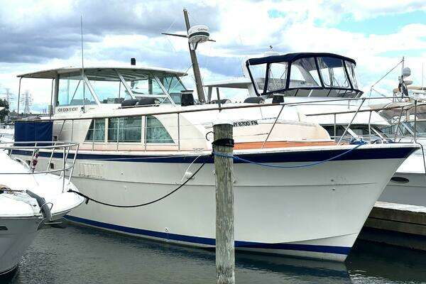 43-ft-Hatteras-1972-43DC-How Soon Is Now?-Grand Island New York United States yacht for sale