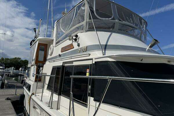 Photo of the 1990 Marine Trader Tradewinds "Andiamo"