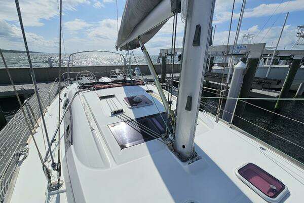 Photo of the 2009 Beneteau Cyclades 43.3 "Sotto Voce"