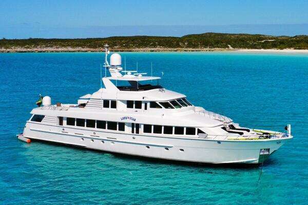 HATTERAS - Flybridge Motor Yacht