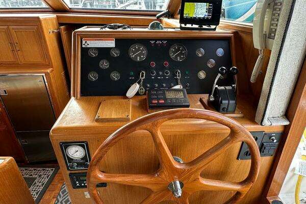Ocean Alexander 460 Yacht For Sale