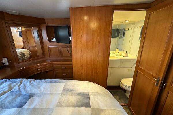 Ocean Alexander 460 Yacht For Sale