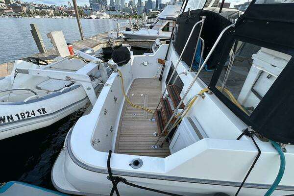 Ocean Alexander 460 Yacht For Sale