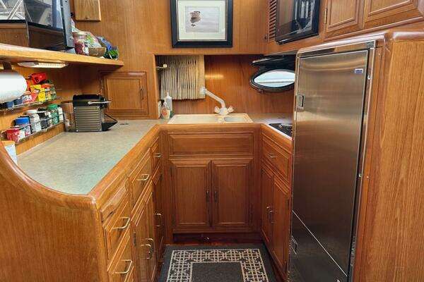 Ocean Alexander 460 Yacht For Sale