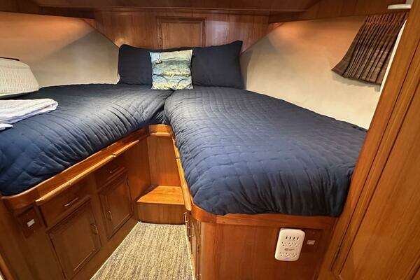 Ocean Alexander 460 Yacht For Sale