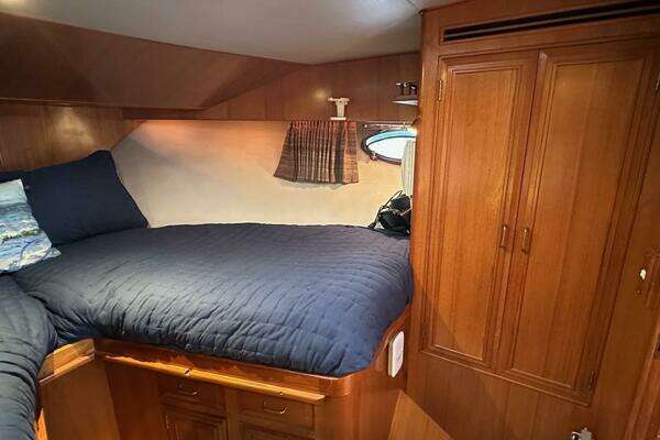 Ocean Alexander 460 Yacht For Sale