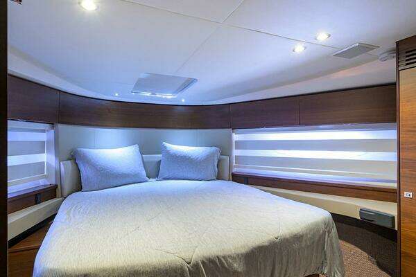 Princess F49 Yacht For Sale