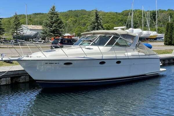 35-ft-Tiara Yachts-1995-3500 Express-Yachts of Fun-Honey Harbour Ontario Canada yacht for sale