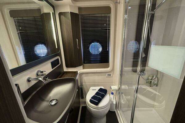 Azimut 50 Yacht For Sale