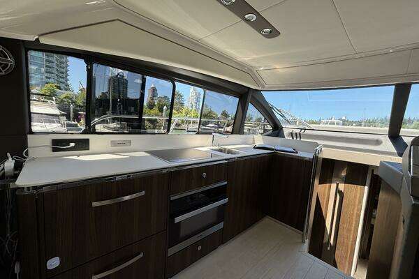 Azimut 50 Yacht For Sale