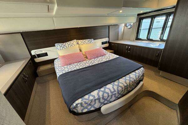 Azimut 50 Yacht For Sale