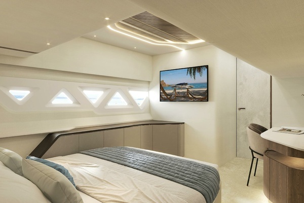 2026 Latitude Yachts 87