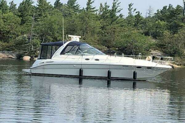 41-ft-Sea Ray-2001-410 Express Cruiser-Penetanguishene Ontario Canada yacht for sale