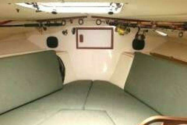 Photo of the 1992 Blackfin Flybridge "LOKAHI"