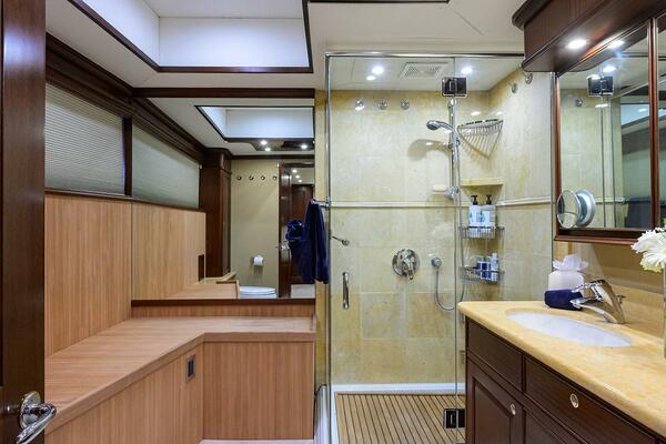 85ft Pacific Mariner Yacht For Sale