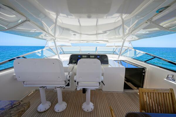 85ft Pacific Mariner Yacht For Sale