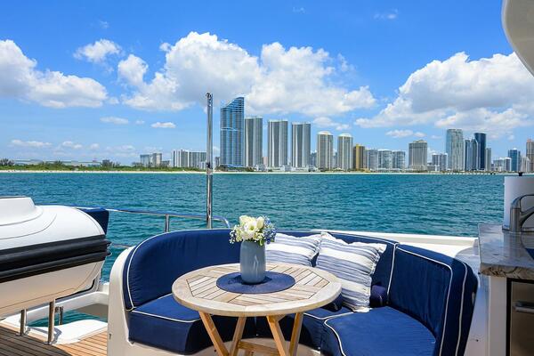 85ft Pacific Mariner Yacht For Sale