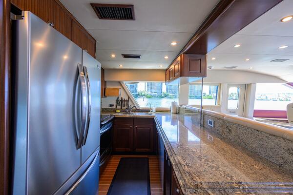 85ft Pacific Mariner Yacht For Sale