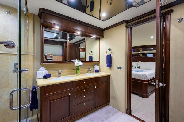 85ft Pacific Mariner Yacht For Sale