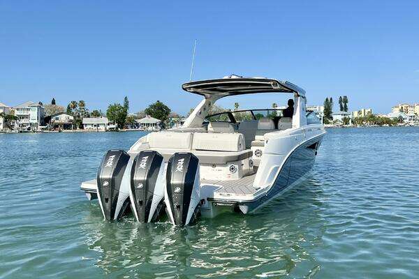 2022 Sea Ray 40