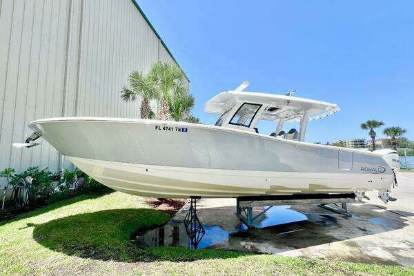 36-ft-Robalo-2021-R360-Largo Florida United States yacht for sale