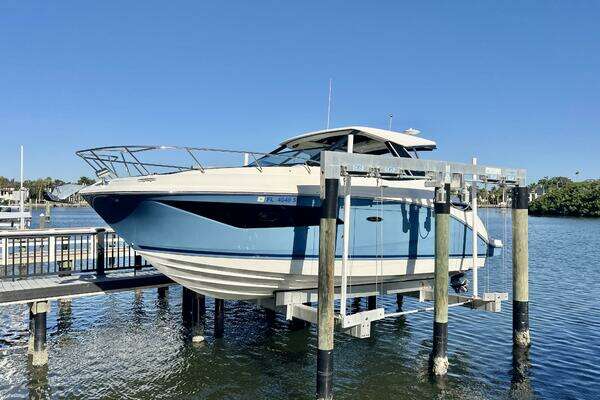 32-ft-Sea Ray-2020-320 Sundancer- St. Petersburg Florida United States  yacht for sale
