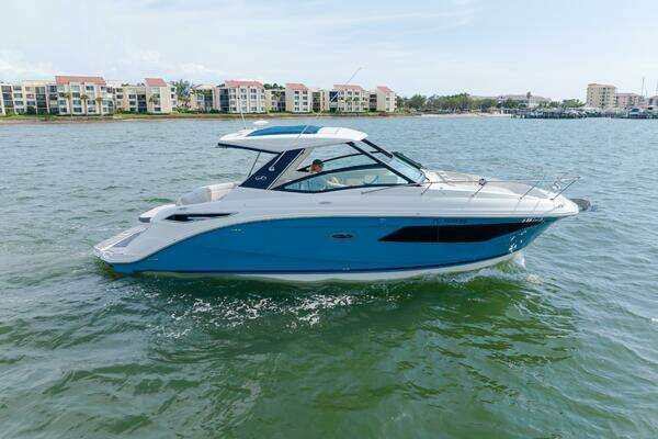 32-ft-Sea Ray-2020-320 Sundancer-St. Petersburg Florida United States yacht for sale