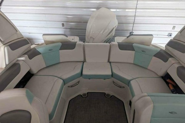 22ft Chaparral Yacht For Sale