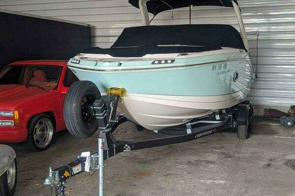 Photo of the 2021 Chaparral 230 SUNCOAST