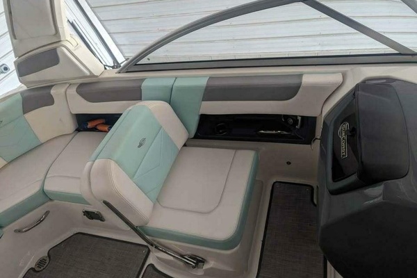 22ft Chaparral Yacht For Sale