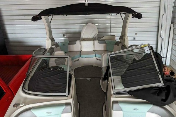 22ft Chaparral Yacht For Sale