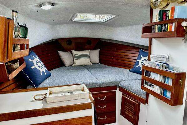 Photo of the 2017 Atlas Acadia 25 "Sandpiper"