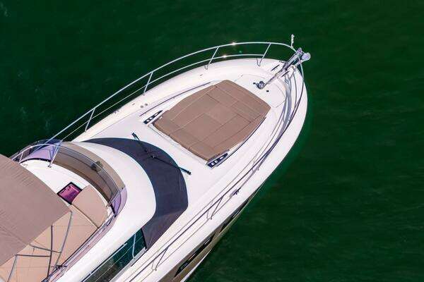 Prestige 550 Flybridge Yacht For Sale