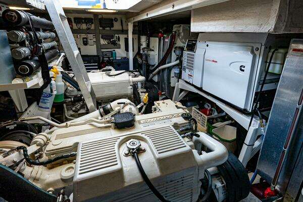 Prestige 550 Flybridge Yacht For Sale