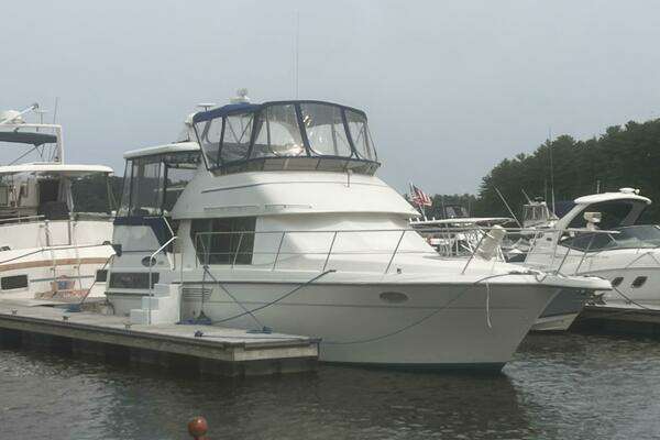 Photo of the 1994 Carver Aft Cabin Motor Yacht "SEA DELIVERY"