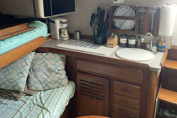 Photo of the 1993 Luhrs Tournament 290 Open "Sea Ya"