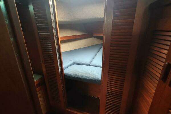 S2 11.0 Yacht For Sale