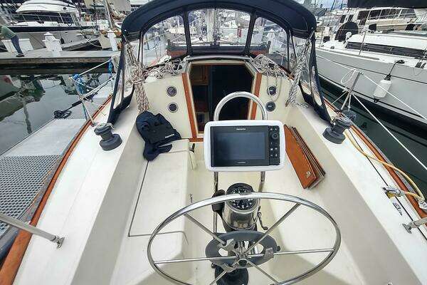 S2 11.0 Yacht For Sale