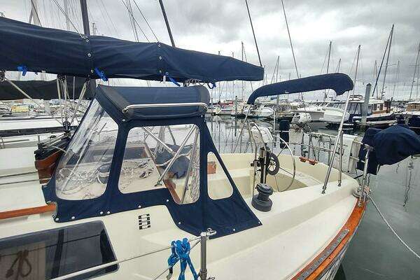 S2 11.0 Yacht For Sale
