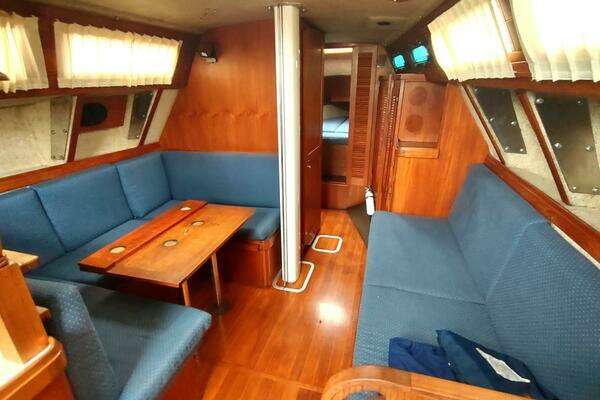 S2 11.0 Yacht For Sale