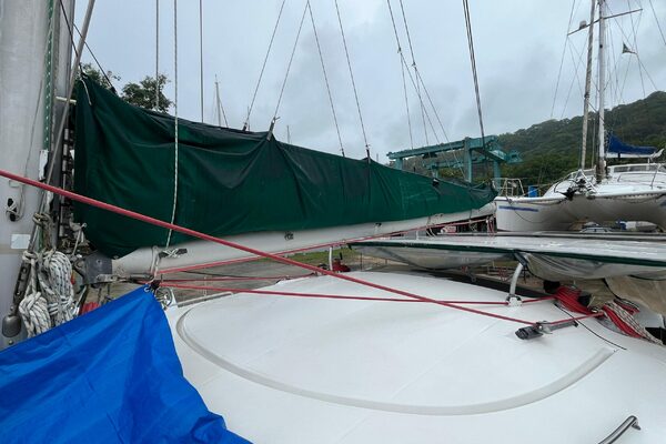 46ft Fountaine Pajot Yacht For Sale 46ft Fountaine Pajot Yacht For Sale