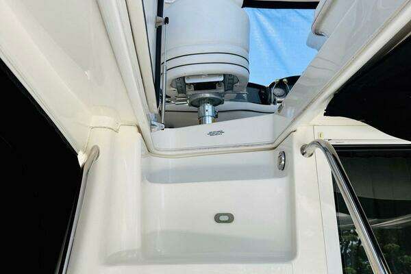 Sea Ray 44 Sedan Bridge Yacht For Sale