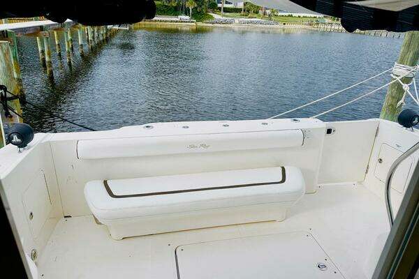 Sea Ray 44 Sedan Bridge Yacht For Sale