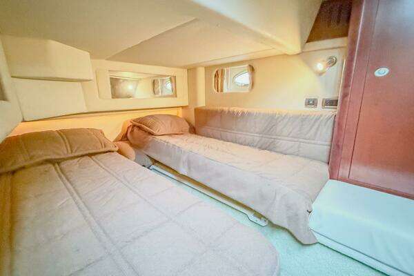 Sea Ray 44 Sedan Bridge Yacht For Sale