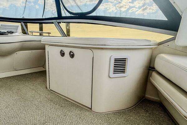 Sea Ray 44 Sedan Bridge Yacht For Sale
