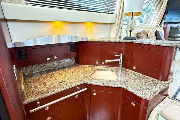 Sea Ray 44 Sedan Bridge Yacht For Sale