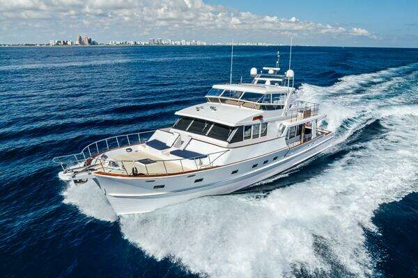 2005 Grand Banks 72